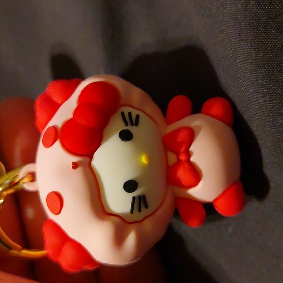 NWOT Hello Kitty keychain - Picture 2 of 2